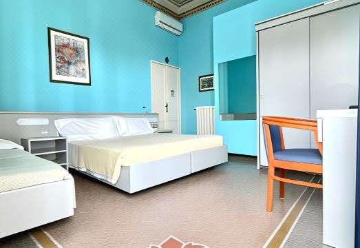 Hotel Doria - Housity