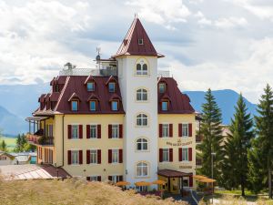 HOTEL REGINA DEL BOSCO