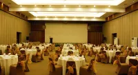 Horison Ultima Ratu Serang Hotels in Curug