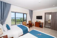 Navy Hotel Cam Ranh Hôtels à proximité de : Binh Ba island
