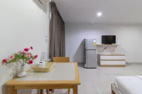 Townhouse Siam Privi Hotel