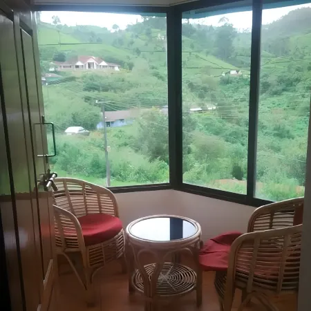 Goroomgo Poopada Resort (Munnar, Kerala)