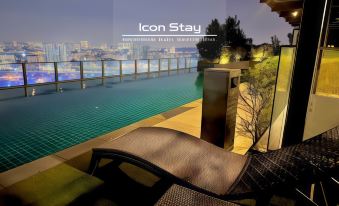 Premium Retreat Suite @ Icon City