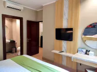 Lorin Syariah Hotel Sentul Hotel dekat Universitas Pertahanan Republik Indonesia