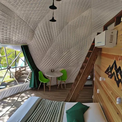 Solnechny Sklon Glamping