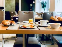 Hotel am Ludwigsplatz - breakfast