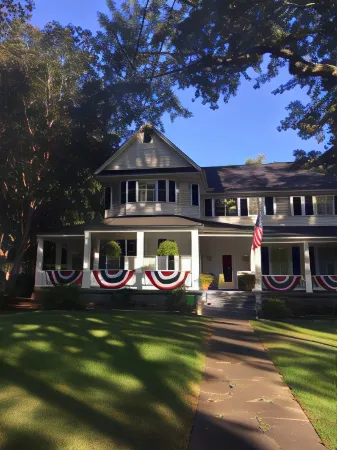 Huffman House Bed & Breakfast