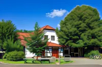 Hotel & Restaurant Lindengarten Hotel di Lubben