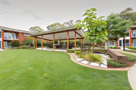 Forrest Hotel & Apartments