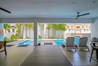 Vela's Condos Ocean Front Hotels in Puerto Morelos