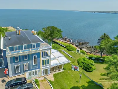 Yankee Clipper Inn