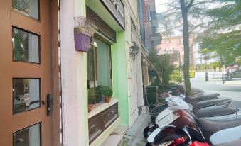 Triland Hotel