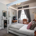 Caistor Hall Hotels in Swainsthorpe