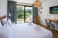 Domaine les Sources de Dieulefit Hotels in Le Poët-Laval