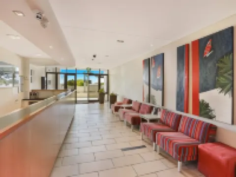 Aqualine Apartments on the Broadwater Hotels in Southport