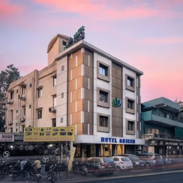 Hotel Ashish Hotels near IIM