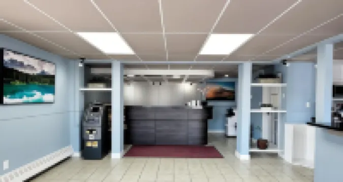 Canadian Motor Inn