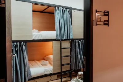 Code Hostel Lavender