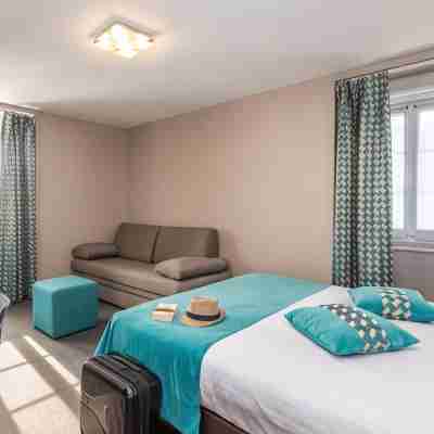 Logis Auberge de la Sélune Rooms