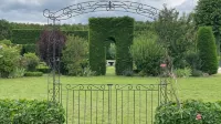 Domaine de Bel Ebat Hotels in Amilly