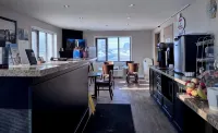 Super 8 by Wyndham Guelph Hôtels à : Elora