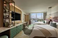 Pier Sixty-Six