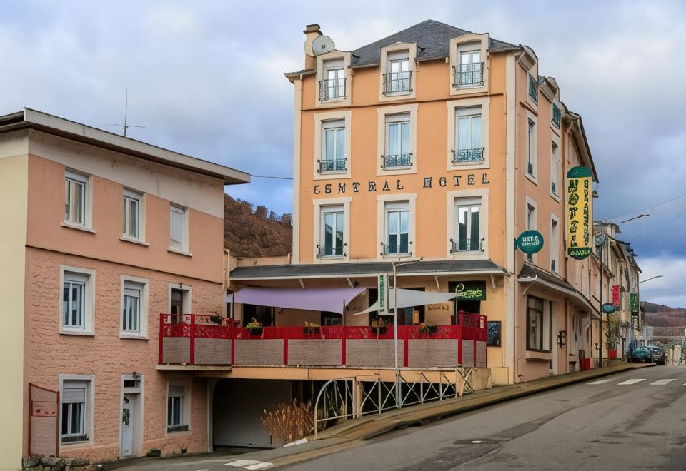 hotel overview picture