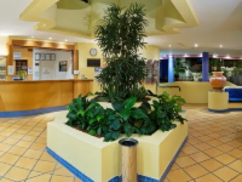 นอติลุส มูลูลาบา โรงแรมในมูลูลาบา