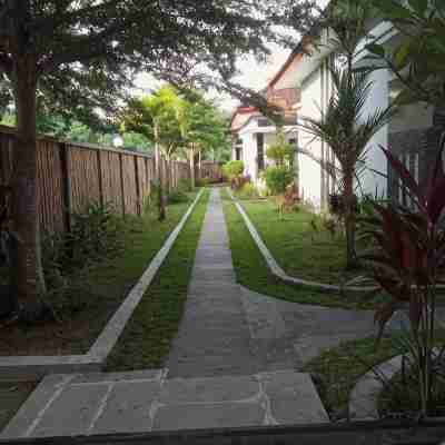 Sapak Homestay Hotel Exterior