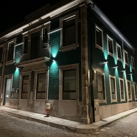 Oporto Station Hostel & Rooms Отели рядом с достопримечательностью «Кампанья»