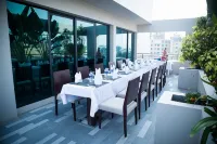 Lakeshore Suites Banani - Breakfast