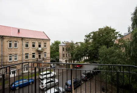 9010 Apartments Отели рядом с достопримечательностью «404»