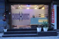 Hotel Blossom Inn Hotels near Amritsar Airport