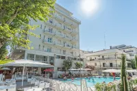 Hotel Aiglon - Rooftop Pools
