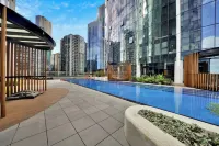 Melbourne Square Apartments - View biển