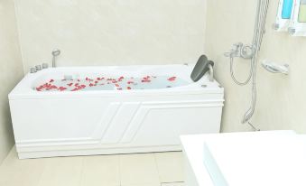 Noi Bai Ville Airport Hotel