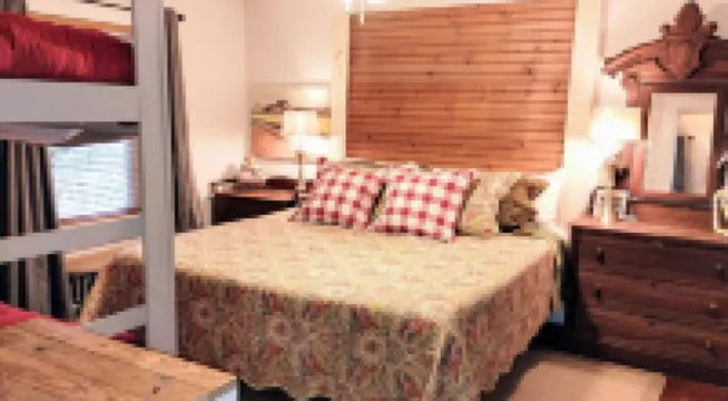 Steele Magnolia -Newly renovated charming cottage