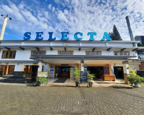 Selecta Hotel Batu Malang Powered by Archipelago Hotels in Bumiaji