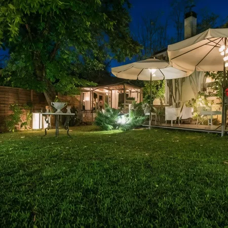 Anerada Inn Suites & Villa - Pet Friendly