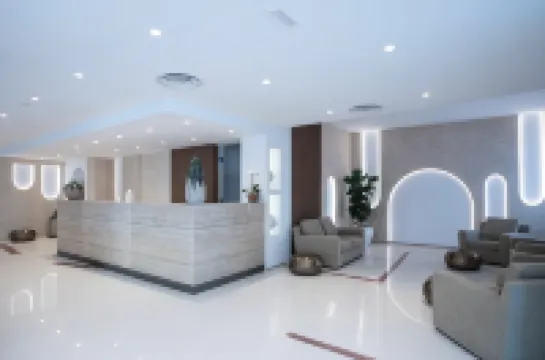 ホテル アルバニア