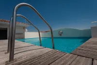 Hotel Grand Cap Rooftop Pool - Uima-altaat