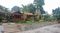 Wisma Andany Hotel dekat Shopping Centre Jepara