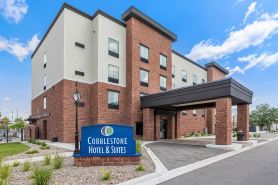 Cobblestone Hotel & Suites - Lynden