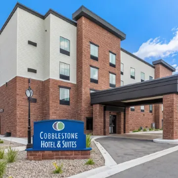 Cobblestone Hotel & Suites - Lynden