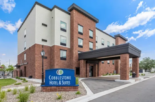 Cobblestone Hotel & Suites - Lynden