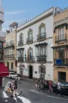 Suites Sevilla Plaza Hotels near Restaurante Oriza