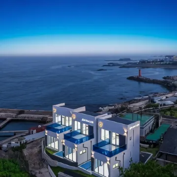 Pohang Seoin Pool Villa