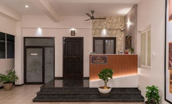 Lakshmi Paradise Lodge A/C - Housity