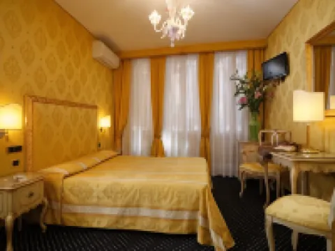 Hotel Castello Hotels near Grand Canal