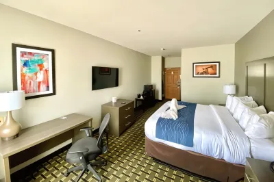 Comfort Inn Owasso – Tulsa فنادق في Owasso